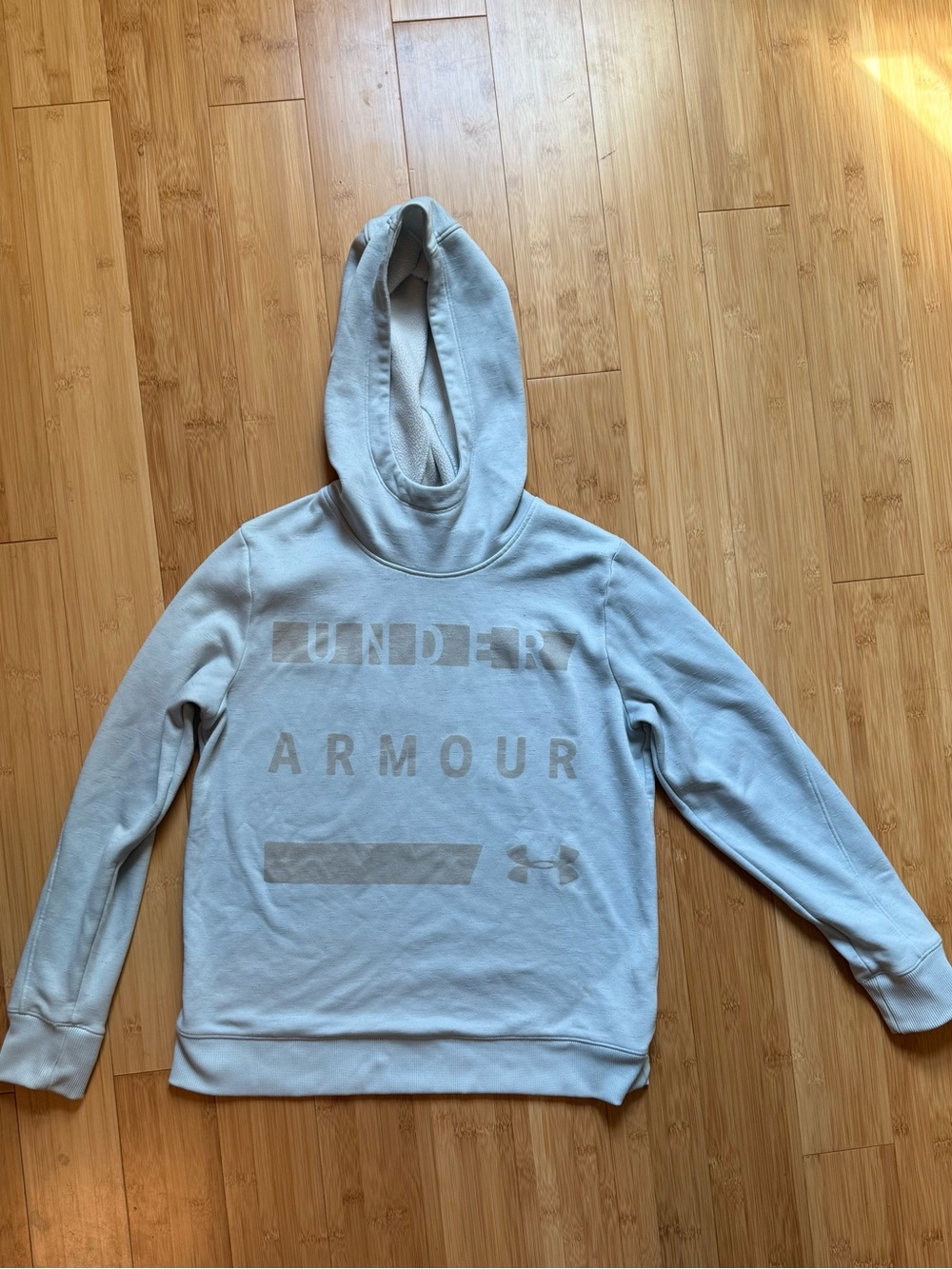 Under Armour Women’s Light Gray Crewneck Hoodie Sweatshirt
